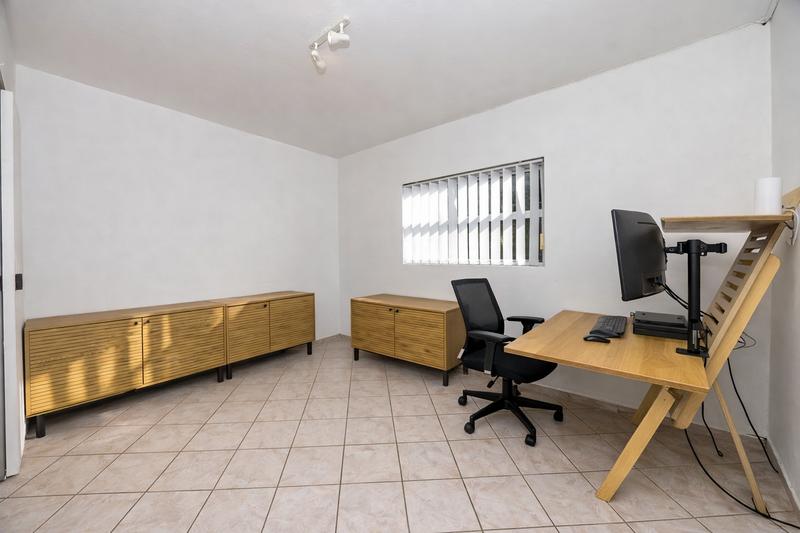 To Let 4 Bedroom Property for Rent in West Beach Western Cape